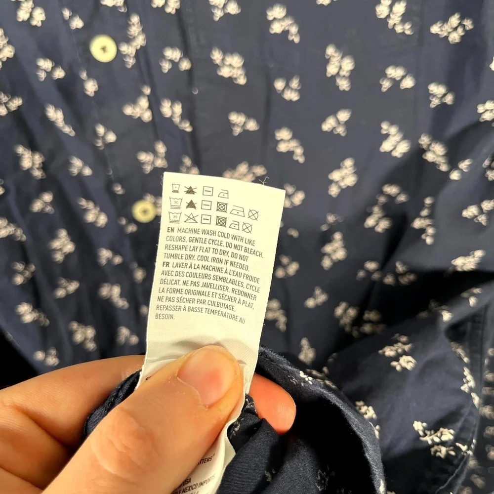 American Eagle Outfitters Shirt Mens XL Blue Floral Seriously‎ Soft Classic Fit