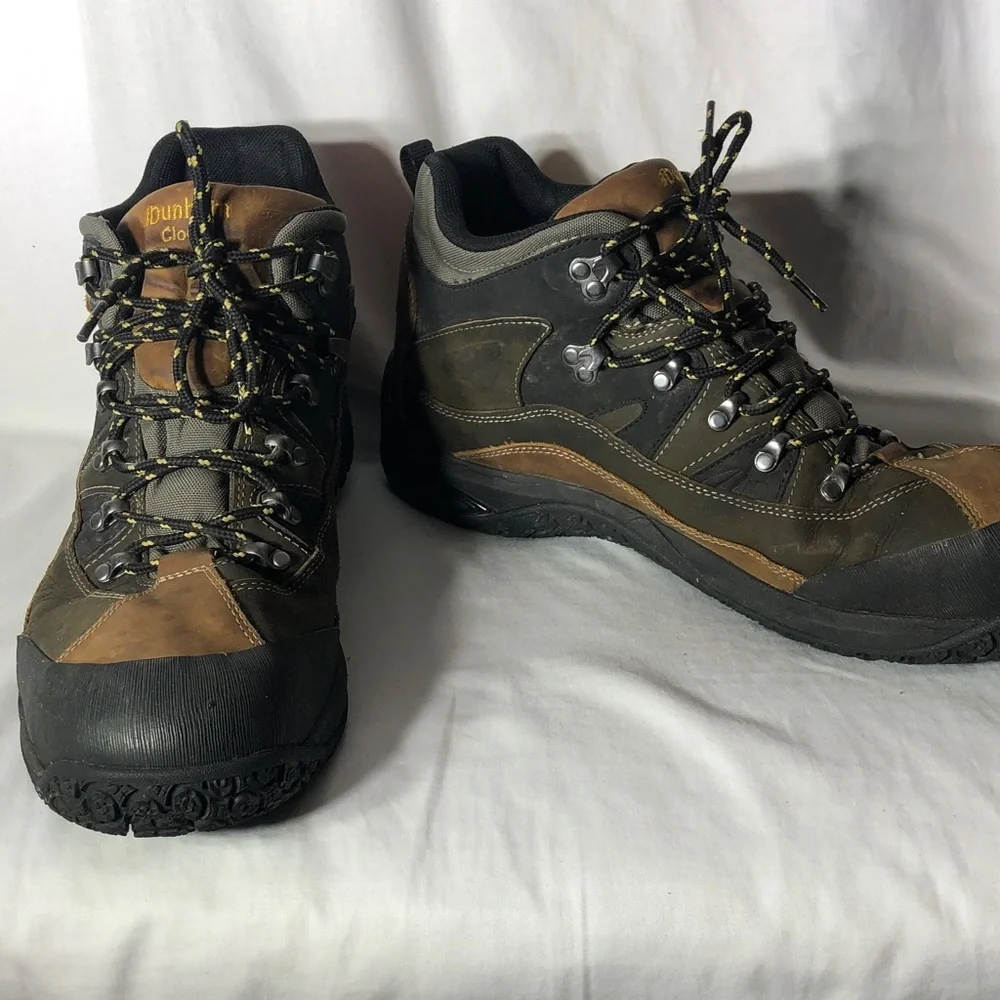 Dunham durable men