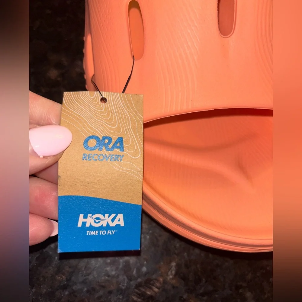 Hoka One One nwt hoka