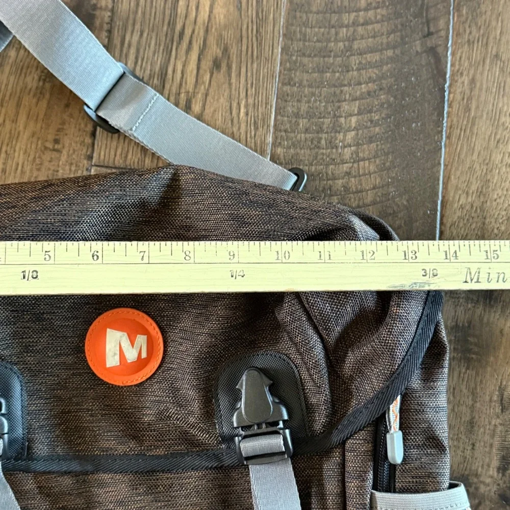 Merrell messenger bag