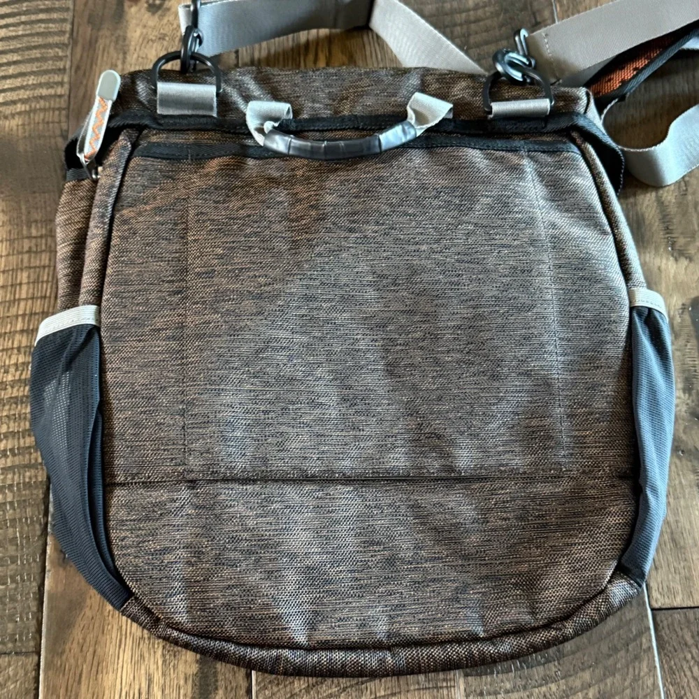 Merrell messenger bag