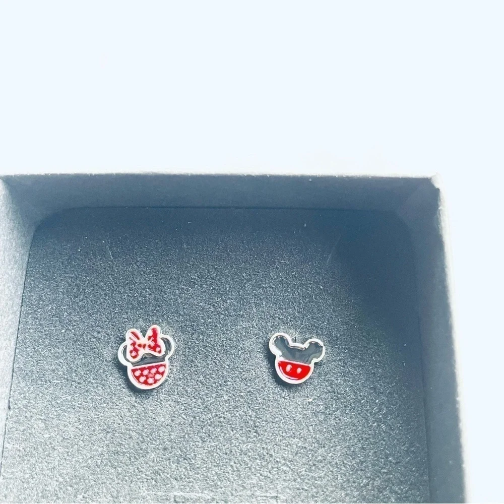 Disney nwot mismatch