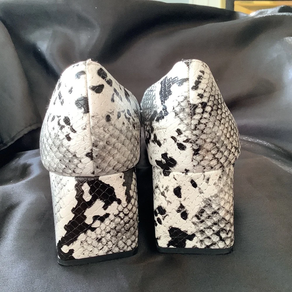 Zara snakeskin print