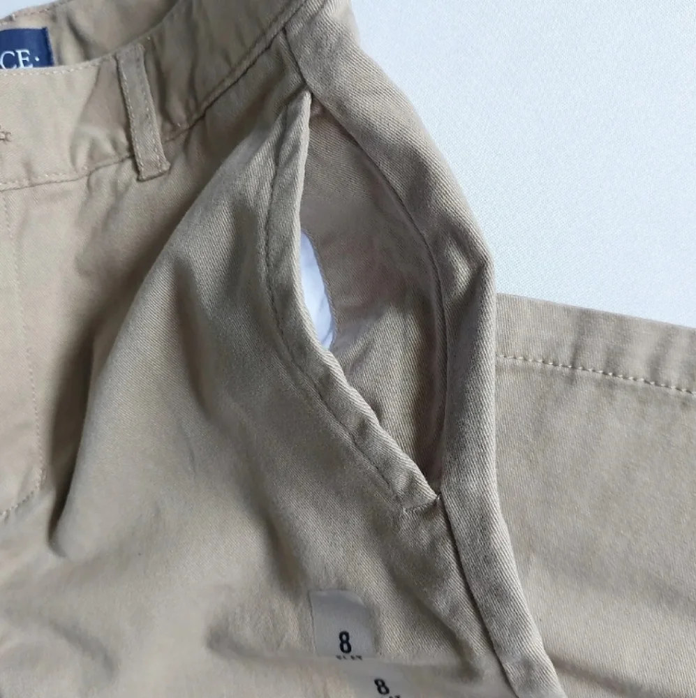 The Children's Place Boys uniform chino Pants adjustable Waist Size 8‎