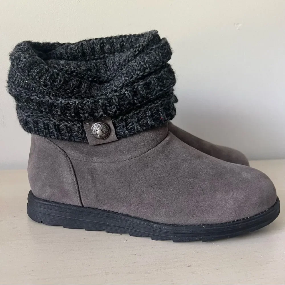 Muk Luks stay cozy