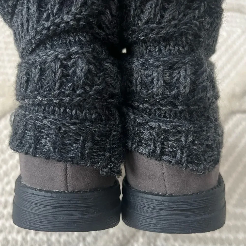Muk Luks stay cozy