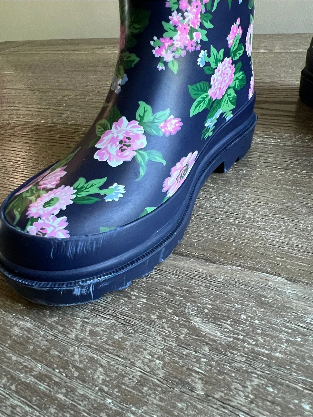 EUC Janie and Jack Floral Navy Rain Boots