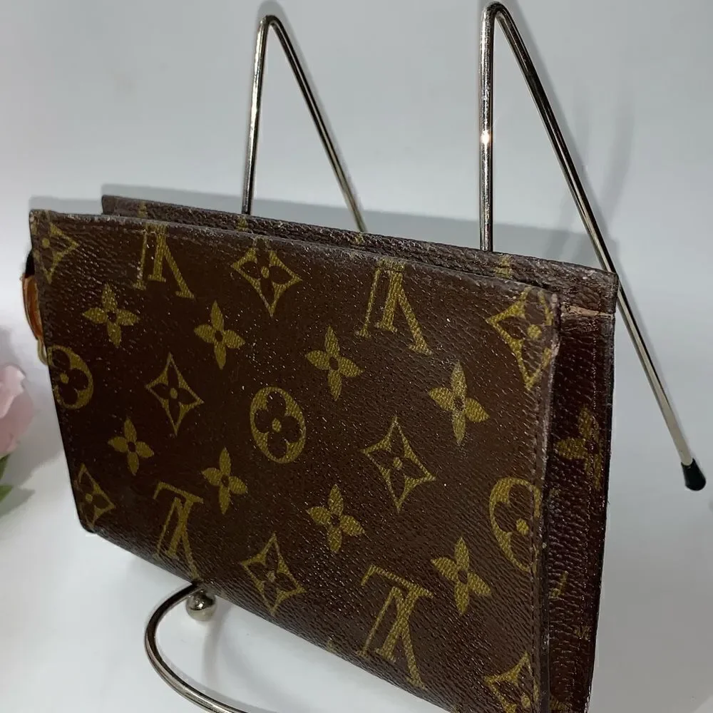 Louis Vuitton 100% authentic