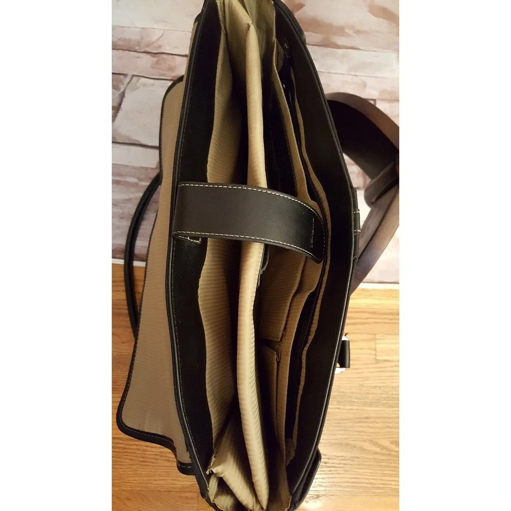 Targus Women's Laptop Shoulder Bag Large Padded Business Tote Black