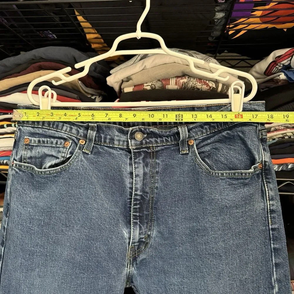 Levis levis 503