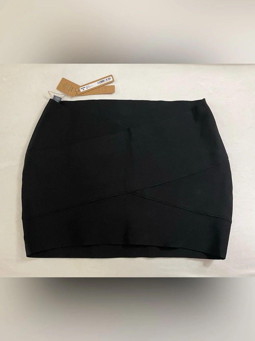 Skims NWT Knit Swim Black Onyx V-Waist Stretch Mini Skirt Size L
