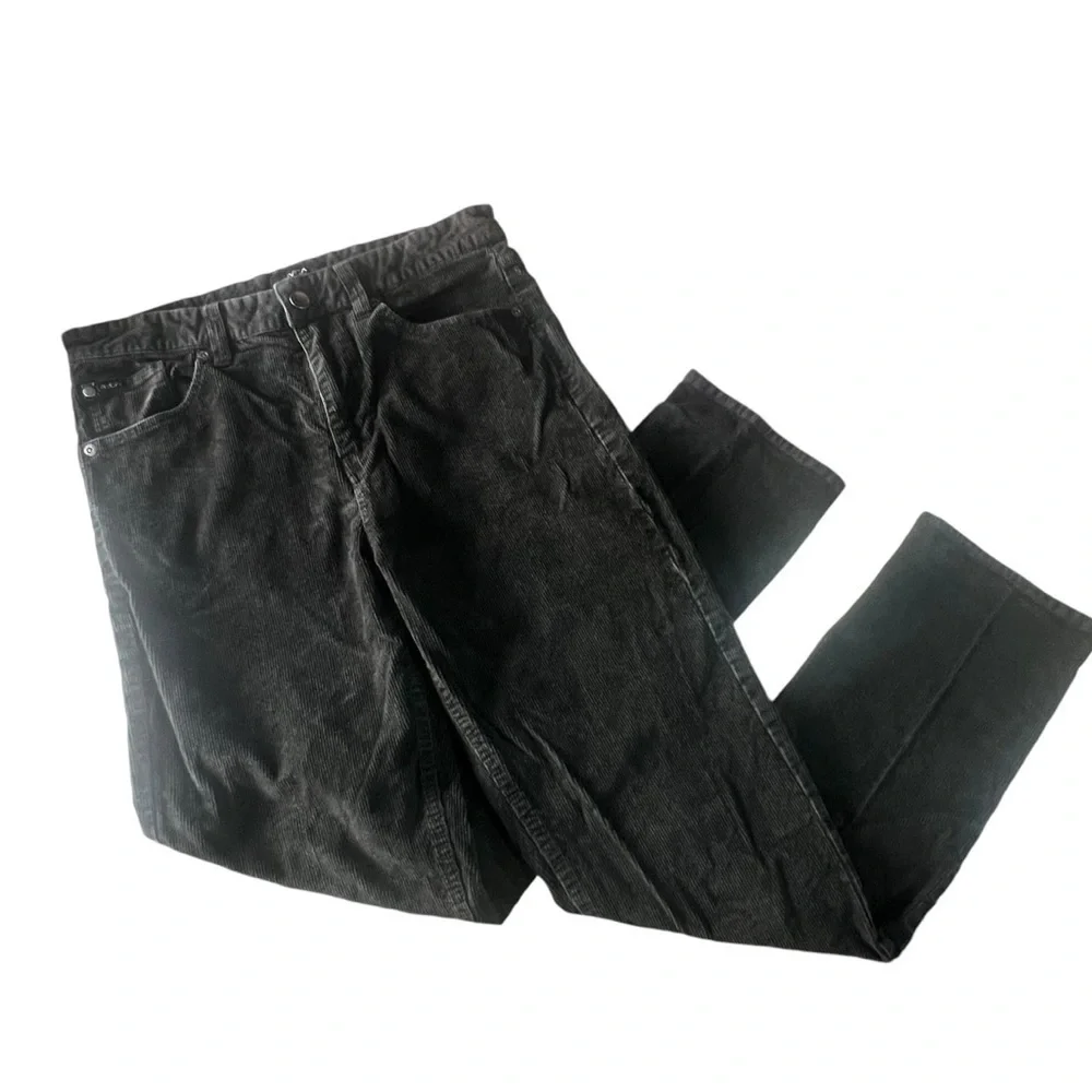 RVCA Corduroy Boys Dagger Fit Charcoal Pants. Size: 29 approx 16