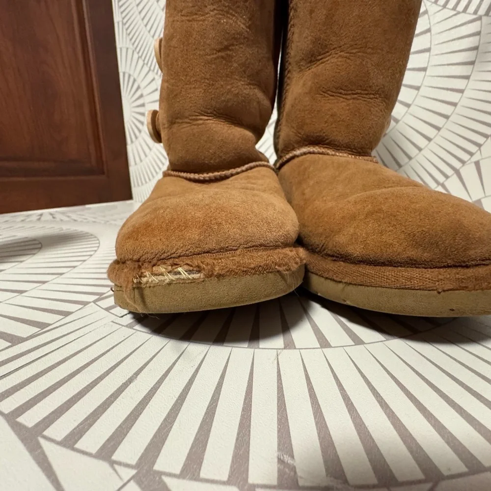 UGG preowned wear