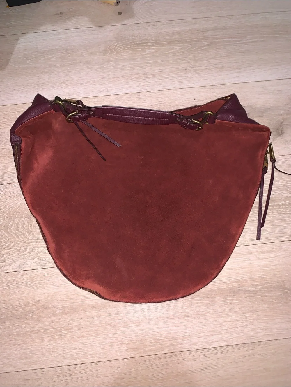 Etienne Aigner size hobo