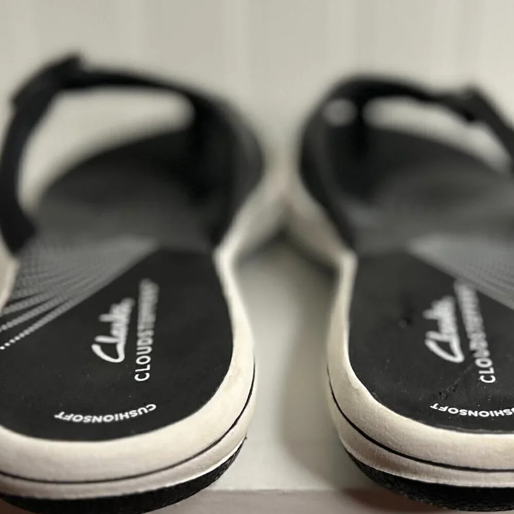 Cloudsteppers by Clarks these black