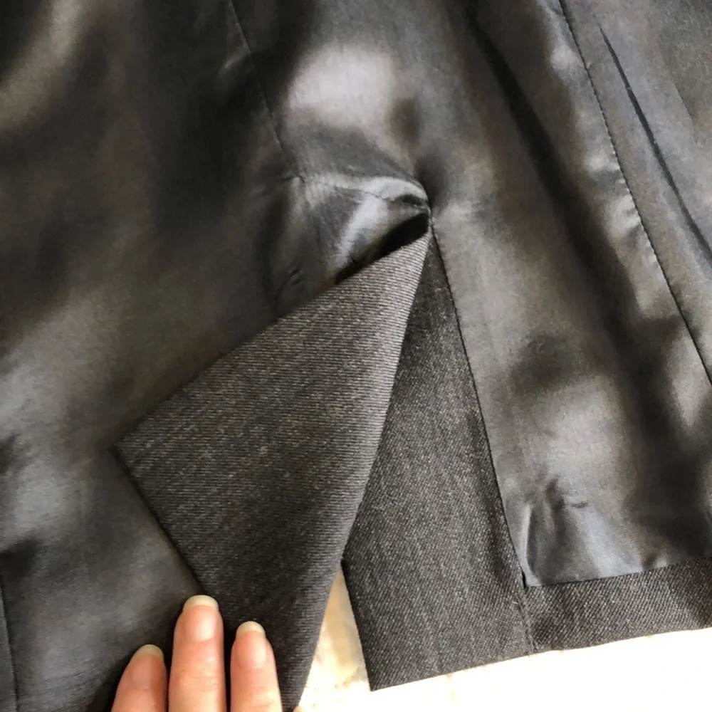 PENDLETON CLASSIC DARK GRAY 100% PURE VIRGIN WOOL BLAZER     SIZE 8