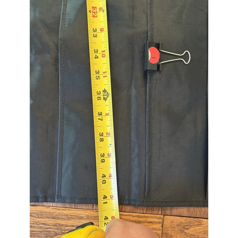 The Unbranded Brand classroom pocket