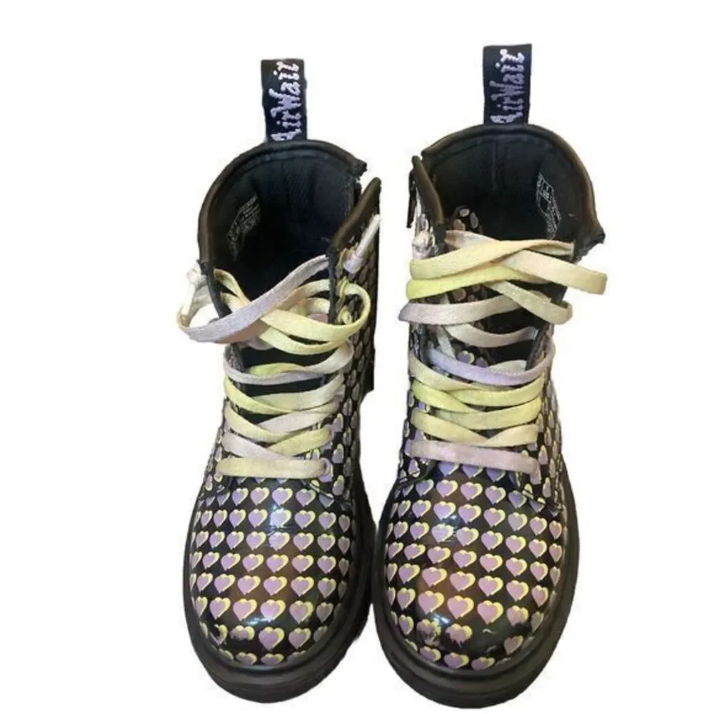 dr martens 1460 Boots Jr Size 13‎ PATENT HEART PRINTED LACE UP Docs