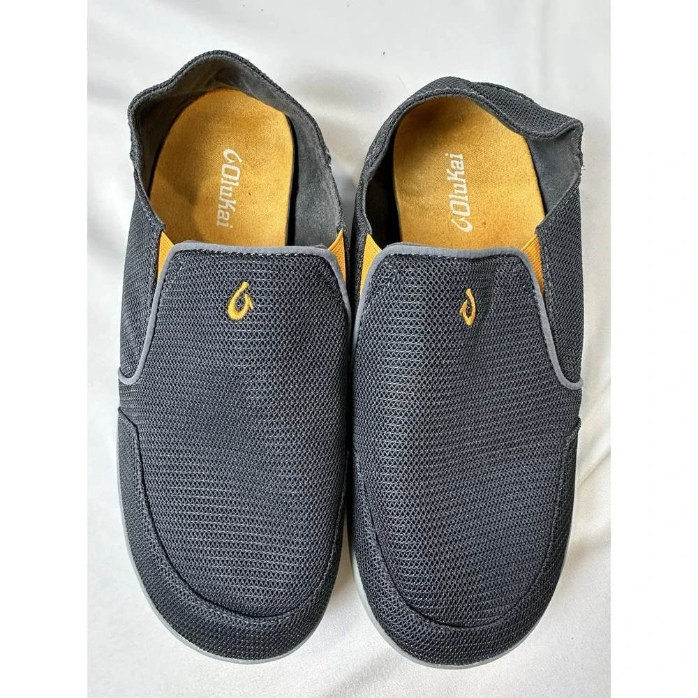 OluKai excellent size