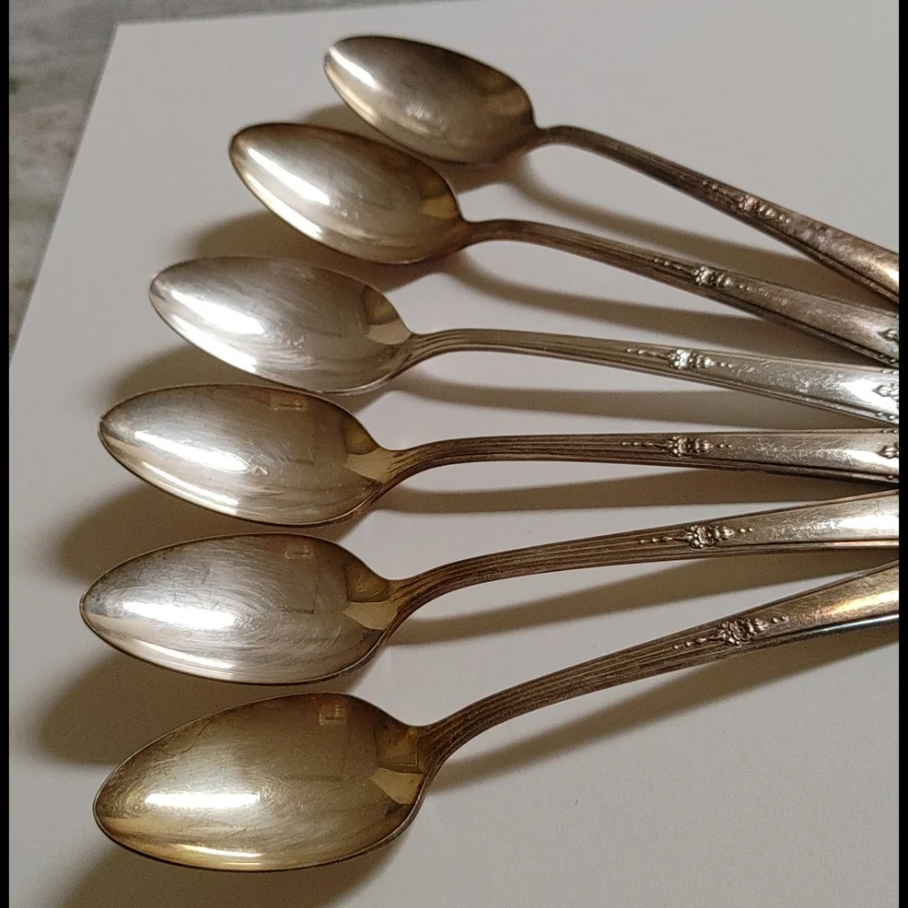 Oneida teaspoons how look