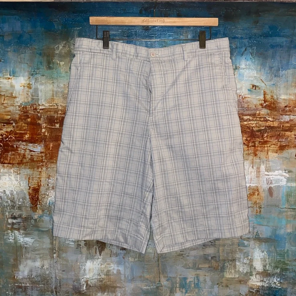SNAKE EYES Golf Shorts‎