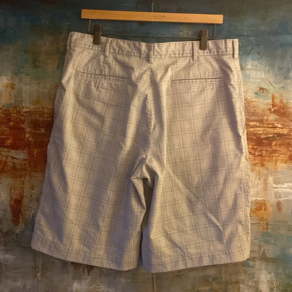 SNAKE EYES Golf Shorts‎