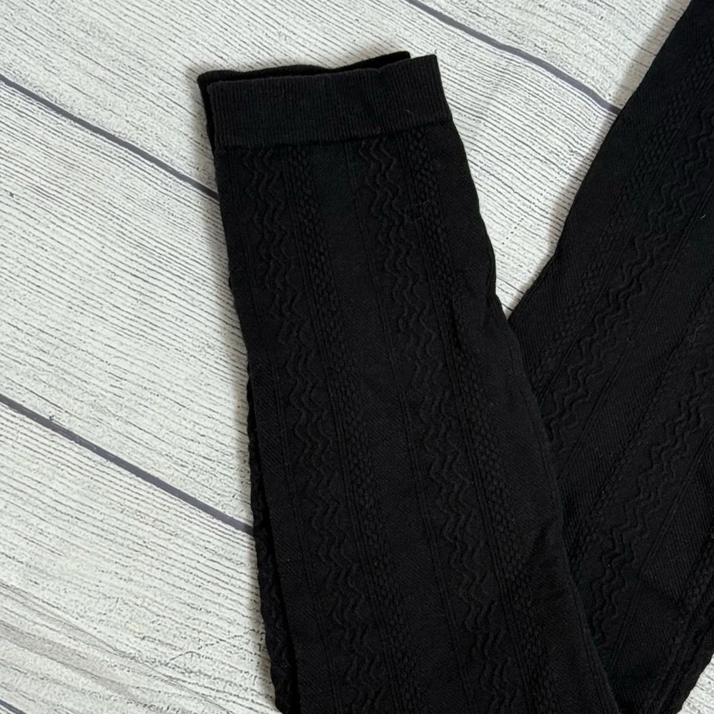 Faded Glory Thick Black Knit Leggings Size L/G (12-16)