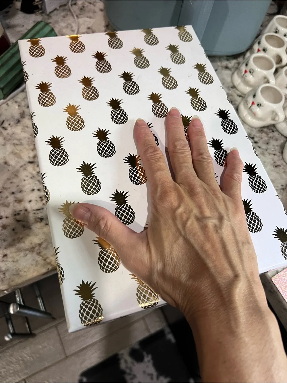 White Storage Box with Gold Pineapple Print EXCELLENT CONDITION