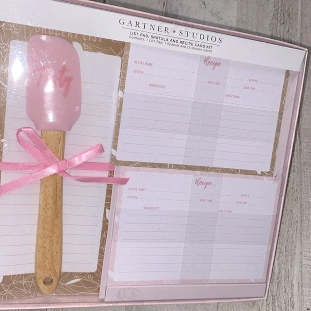 Gartner Studios recipe cards + spatula kit gift set