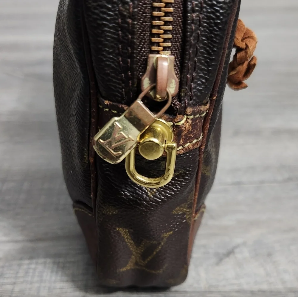 Louis Vuitton‎ Monogram Pochette Bag