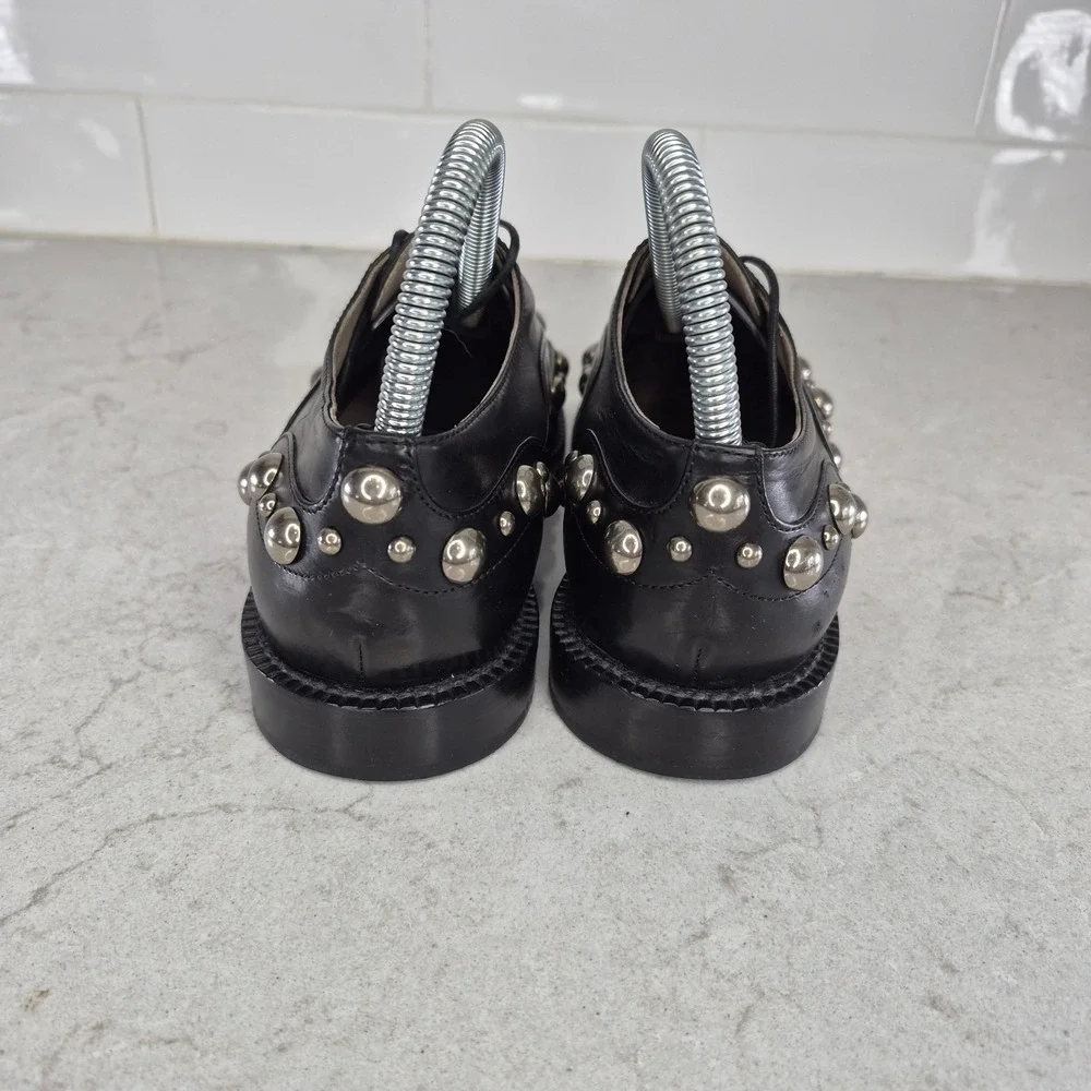 Marc Jacobs few scuffs