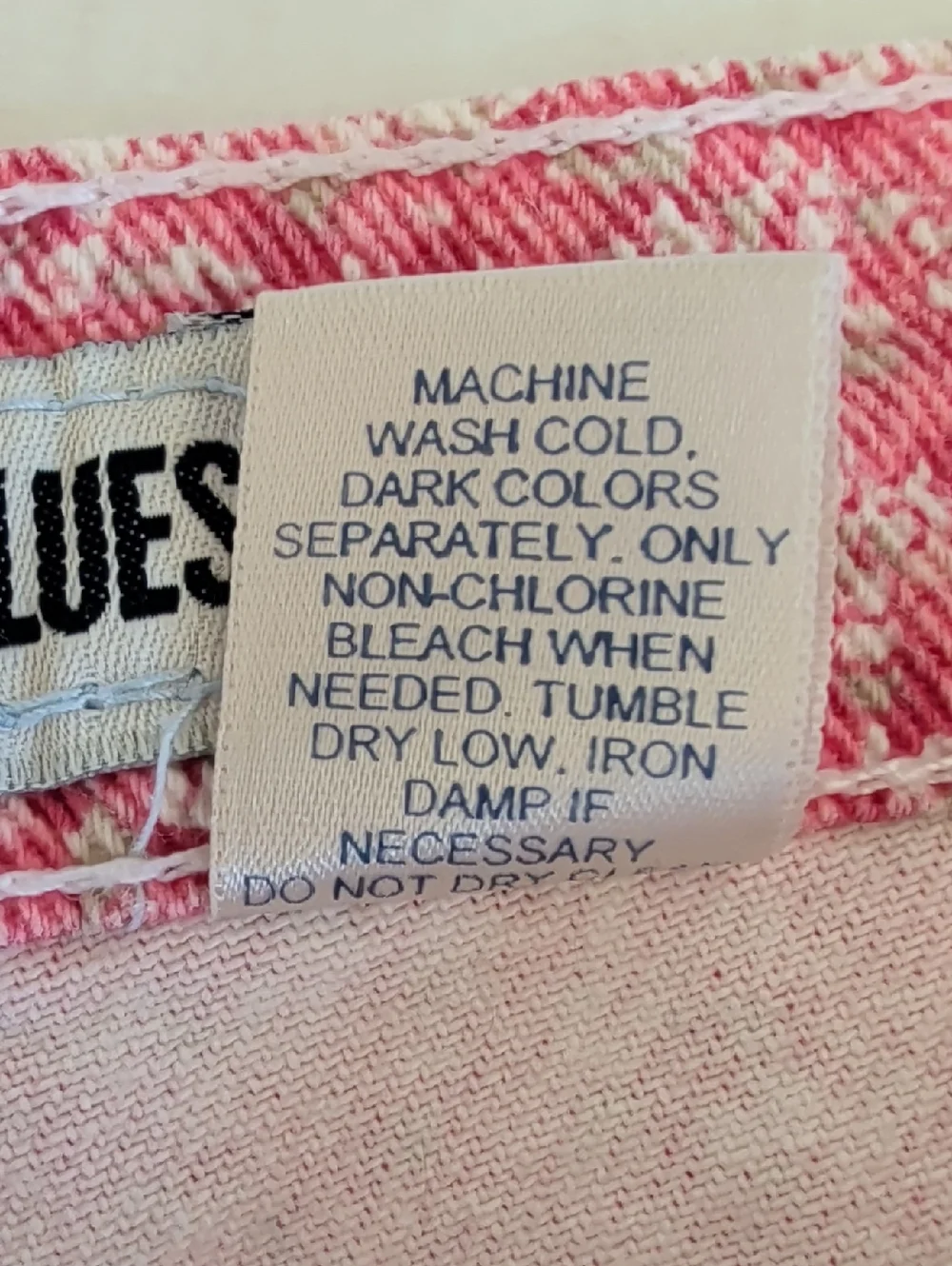 Canyon River Blues loops pockets