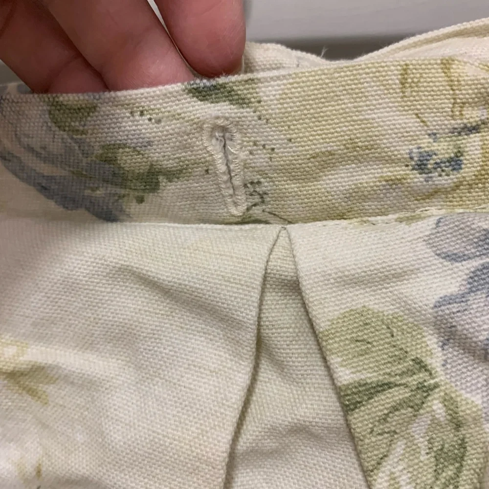 Vintage Country Cottage Cloth Shower Curtain
