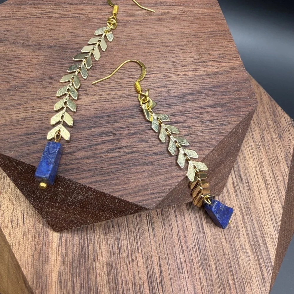 Handmade striking elongated