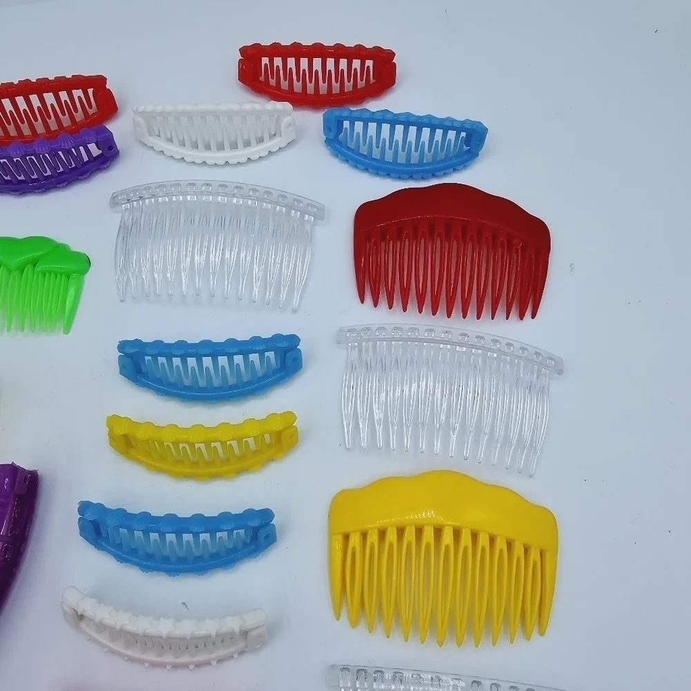 Vintage Banana Clips and Hair Pieces - Lot of 32