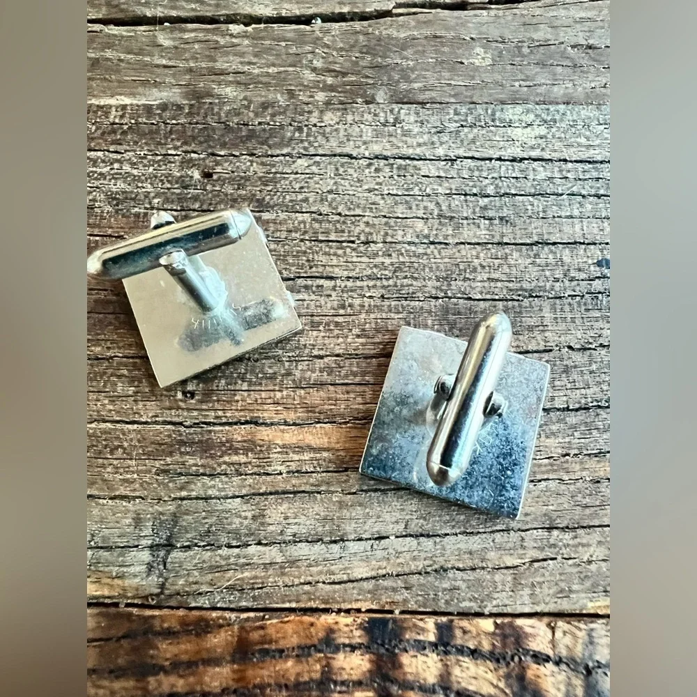 N/A classic square