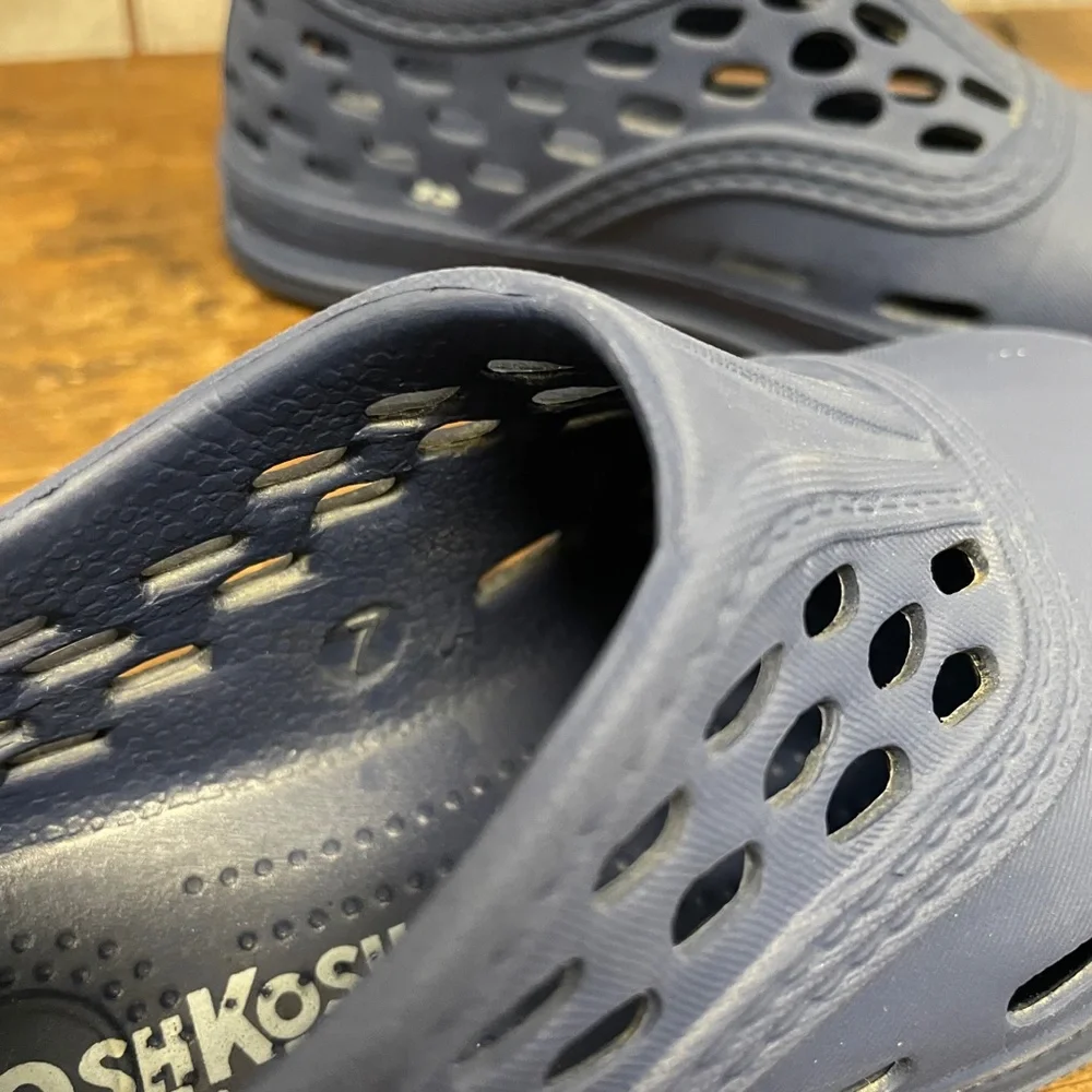 OshKosh Bgosh raye slip