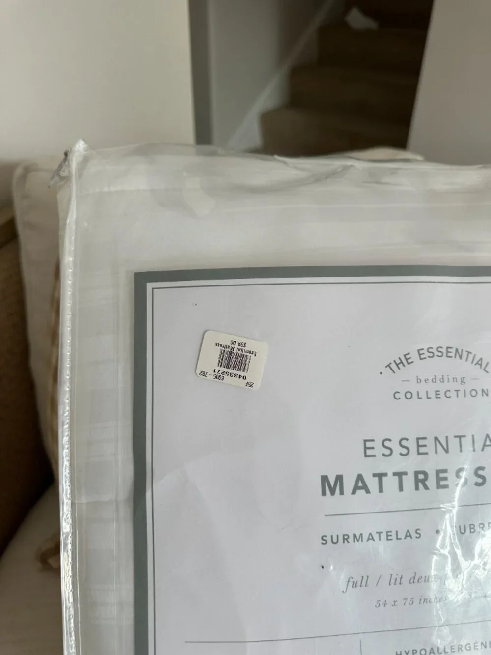 Pottery Barn Teen Essential Waterproof and Stain Repellant Mattress Pad Full