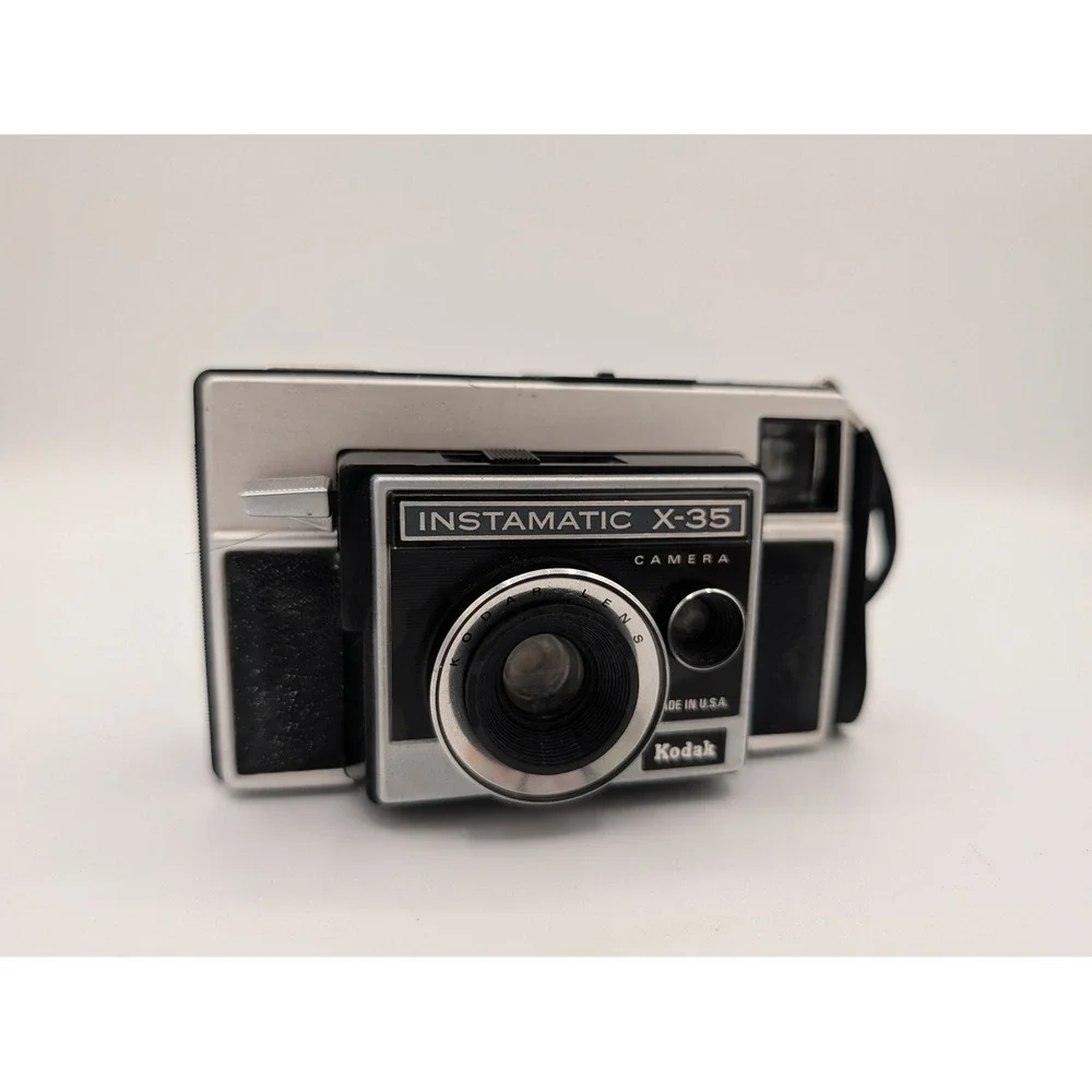 Vintage‎ Kodak Instamatic X-35 Camera 126 Film Retro Mid Century Prop Display
