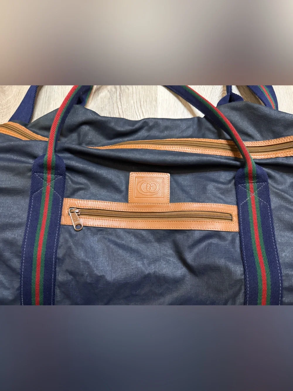 Gucci stylish navy