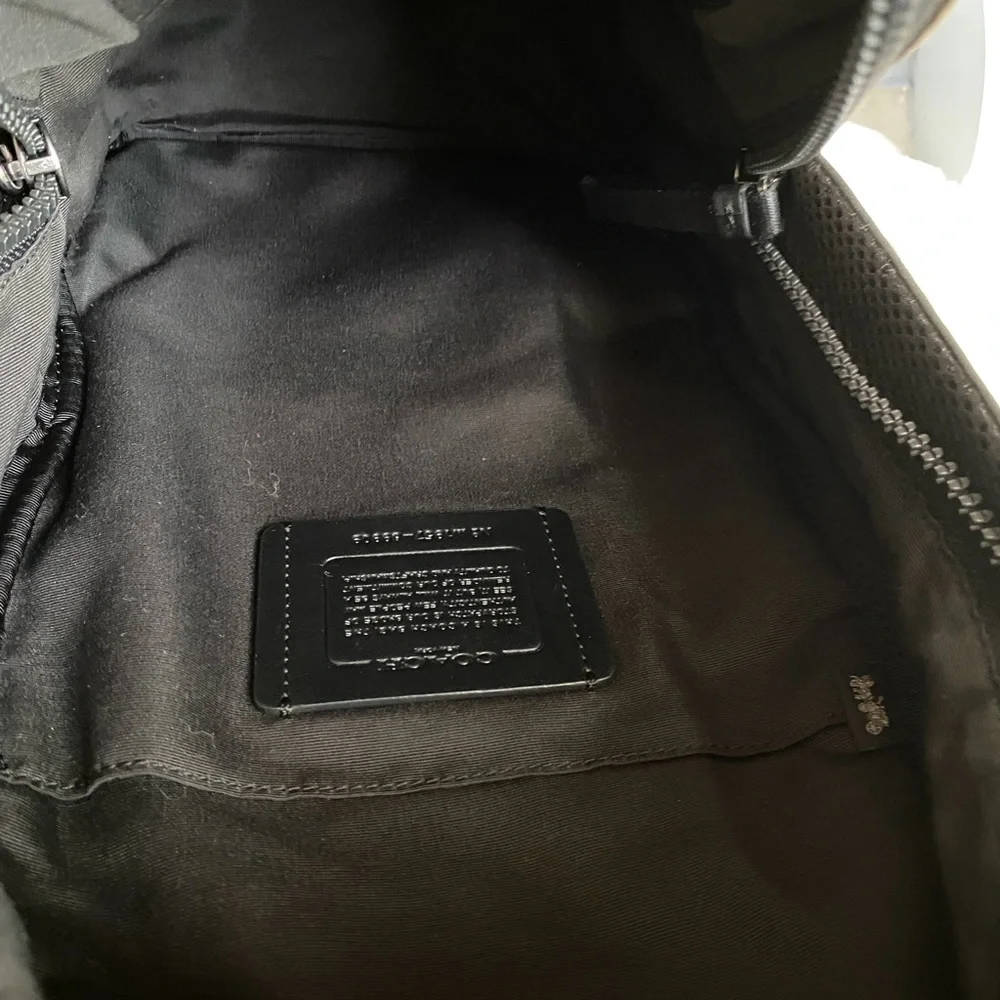 Coach authentic inside