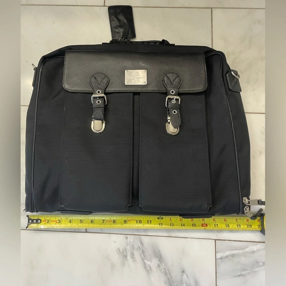 Ossington NY convertible folding garment travel bag shoulder back & hand straps