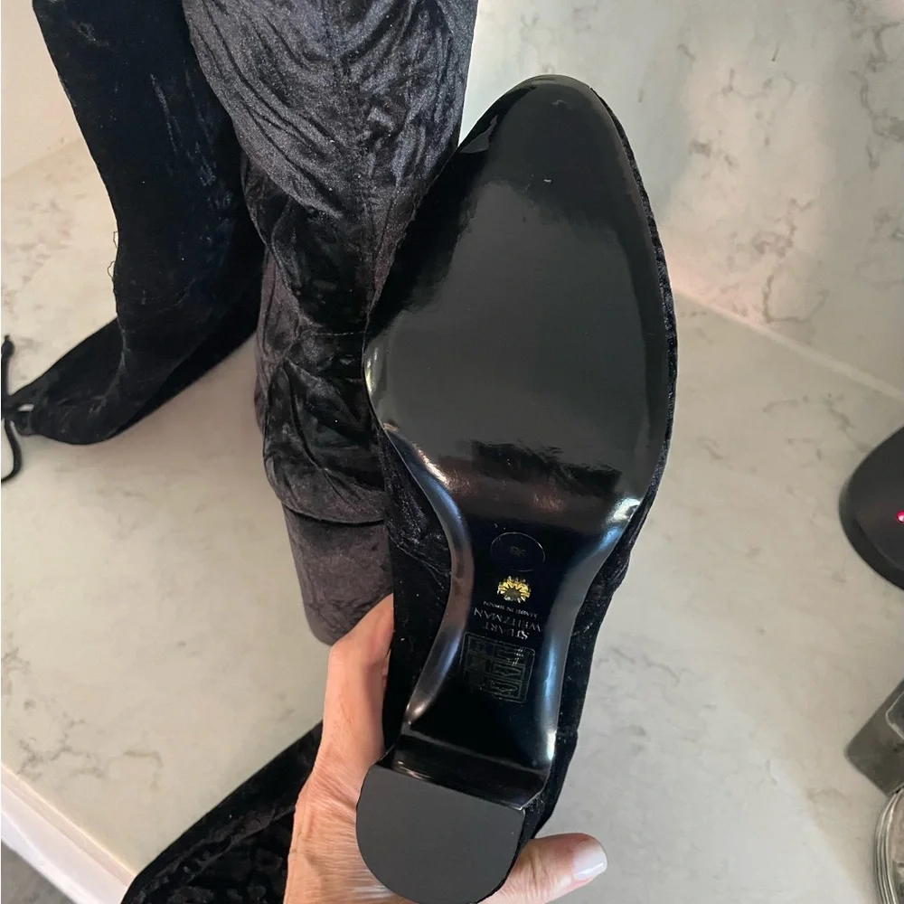 Stuart Weitzman 5” heel