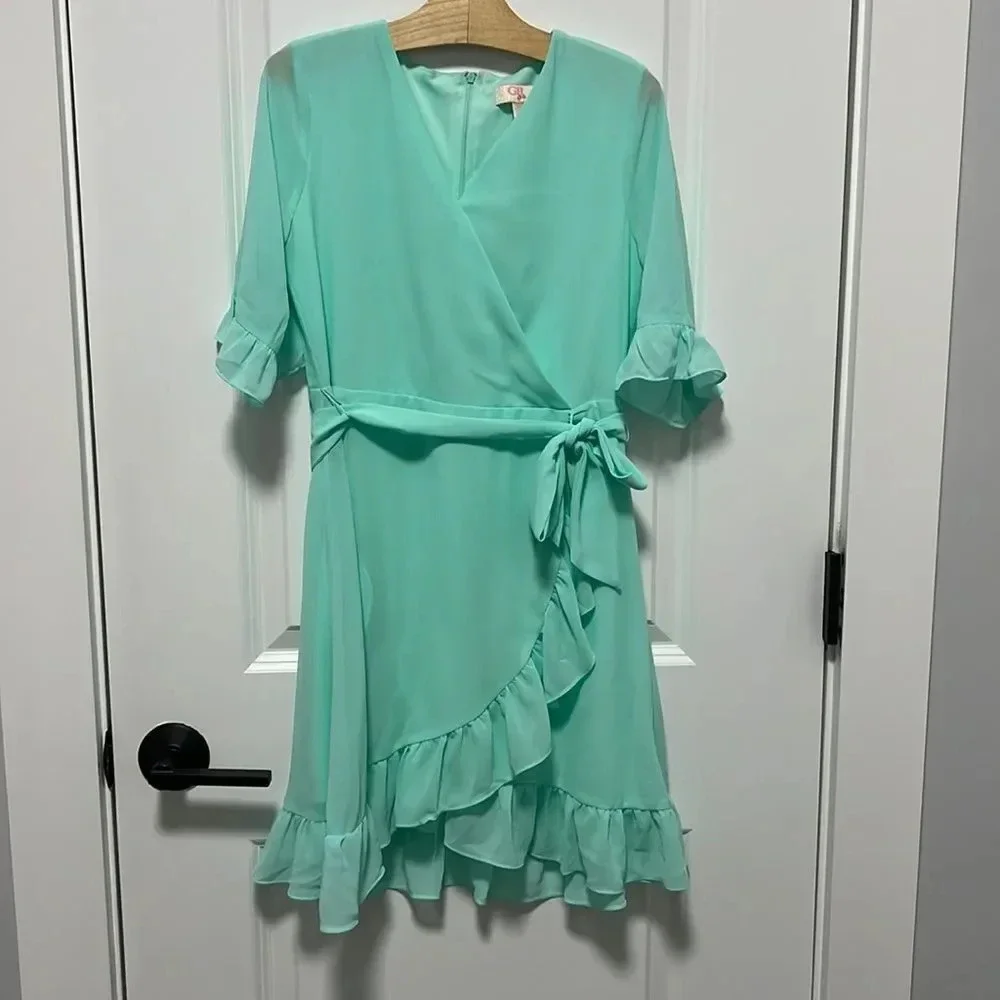 Gianni Bini Girls || Tiffany Blue Wrap Dress With Ruffles on Bottom Size 12.