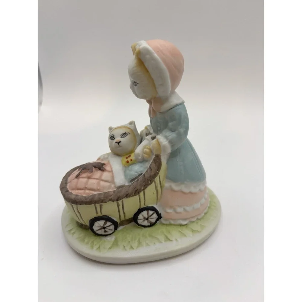 1989 Artmark Figurine Mama Cat Pushing Kitten In Buggy