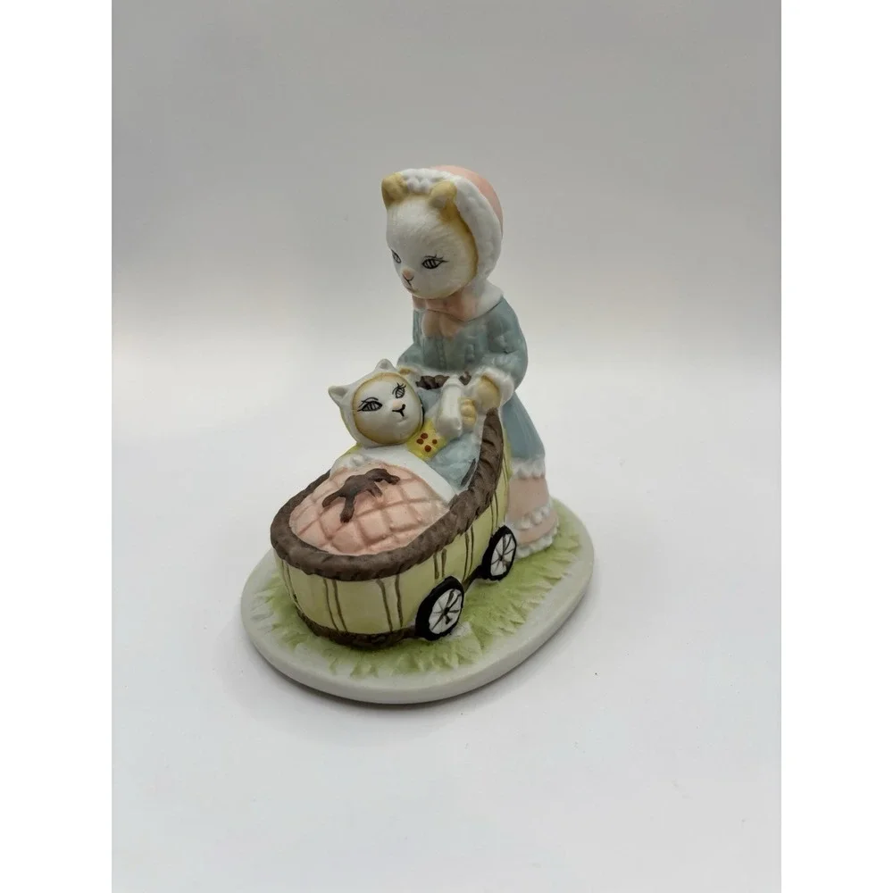 1989 Artmark Figurine Mama Cat Pushing Kitten In Buggy