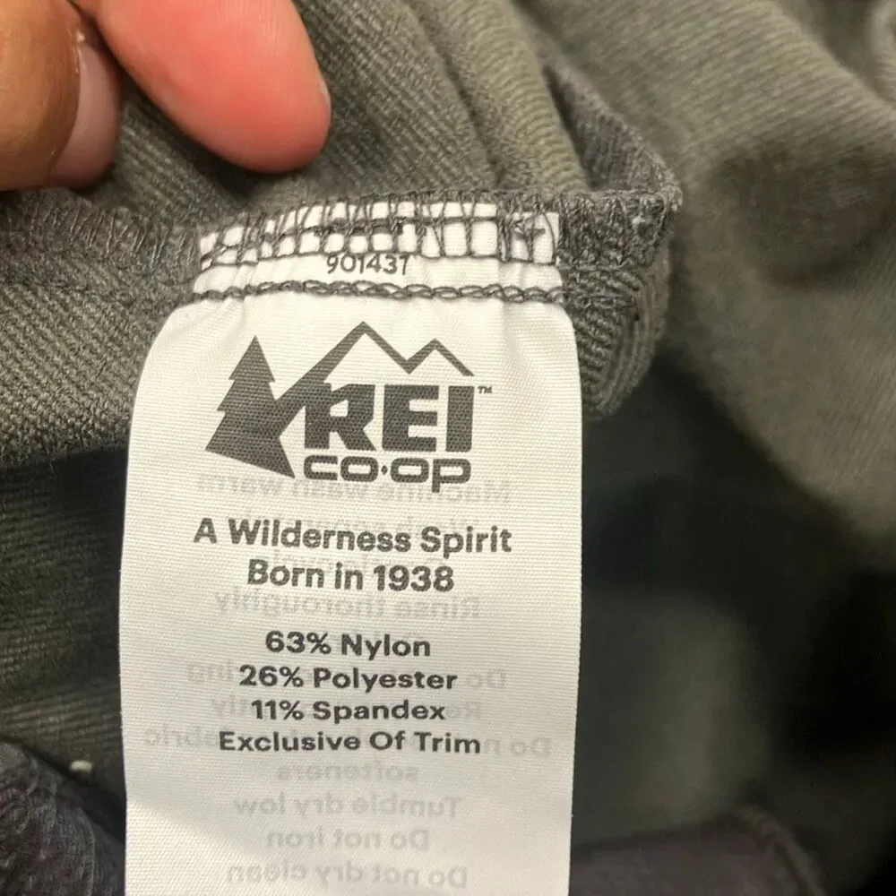 REI Co-op Men’s 2XL 44/33 Dark Gray Lightweight Hiking Trail Pants #775