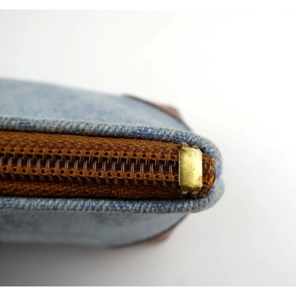 dooney bourke