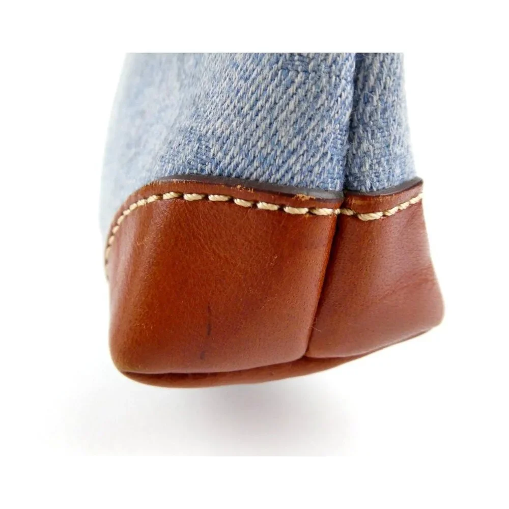 dooney bourke