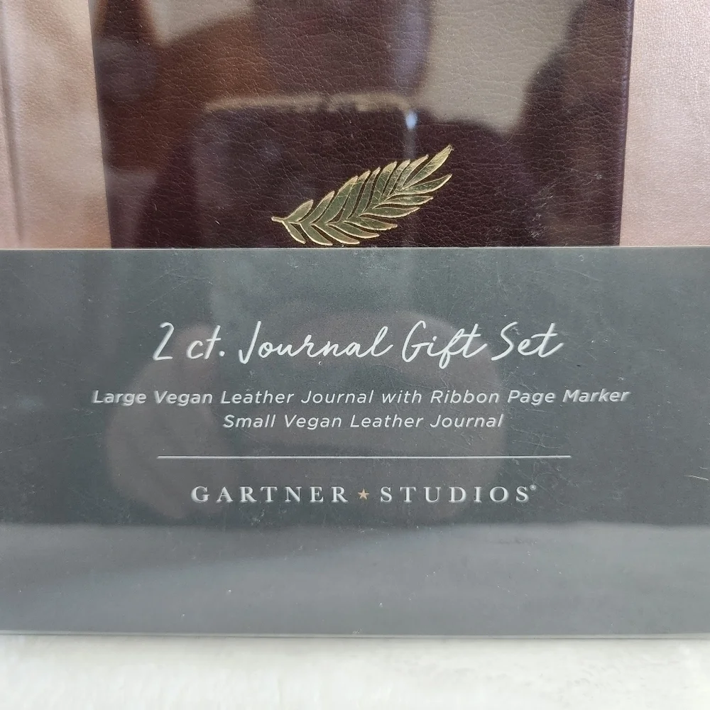 Gartner Studios nwt gartner
